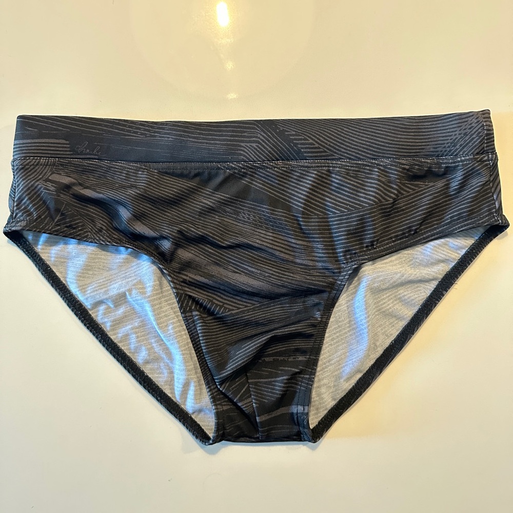 Men Charlie By MZ square cut swim brief Large black grey